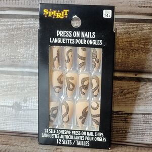 NWT Snake Print Press On Nails